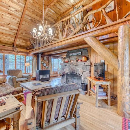 Zoe'S Log Cabin Welches Exterior foto